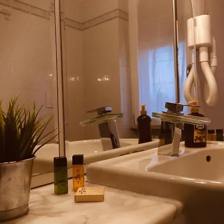 Bed and breakfast Amici Miei 3*